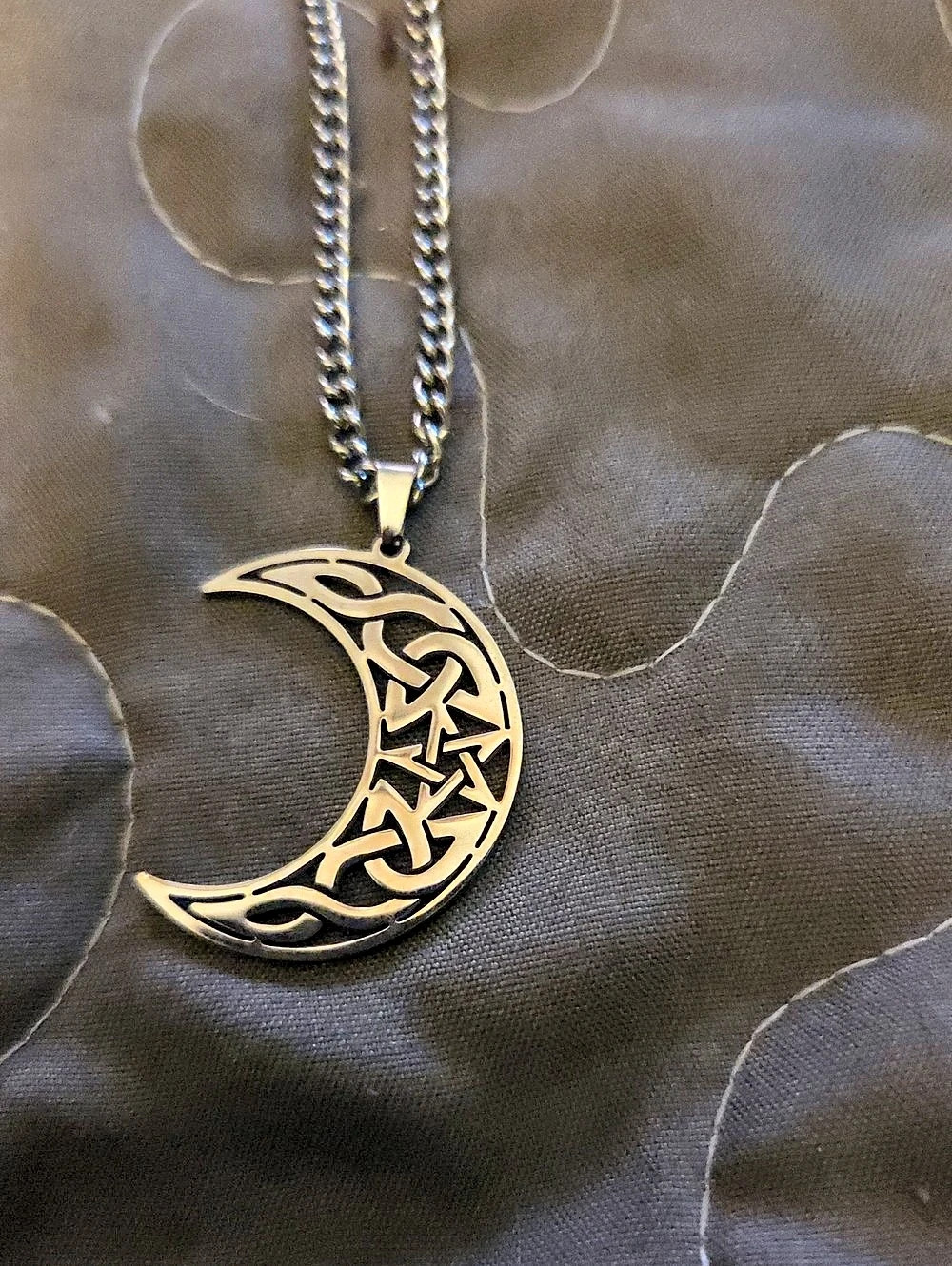 Crescent Moon Pendant Necklace- Silver